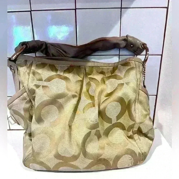 Coach Handbags - Coach Classic Print Beige Shoulder Bag with Gold Hardware EUC